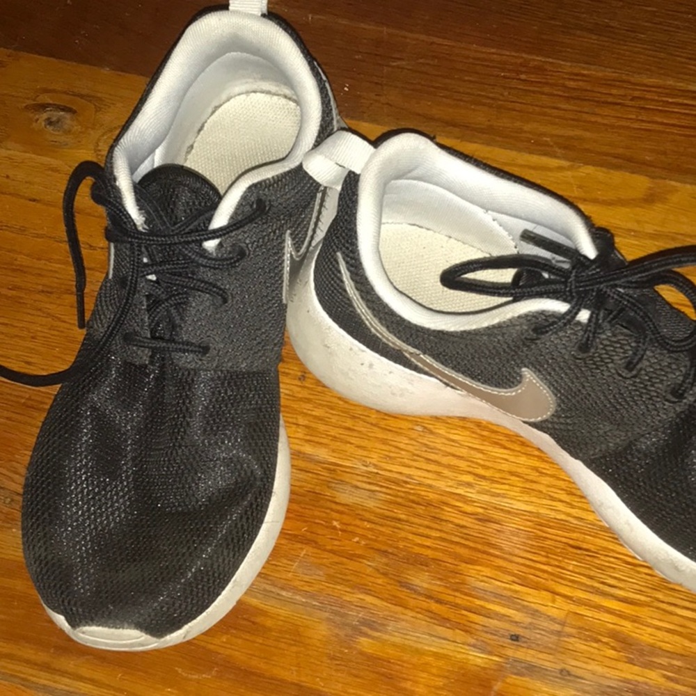 Nike youth or woman